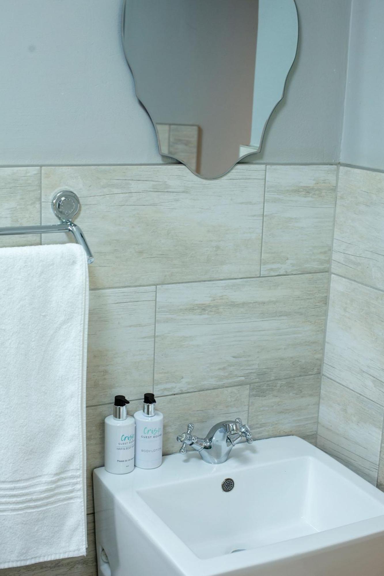 Crisp Guest Rooms Блоемфонтейн Екстериор снимка