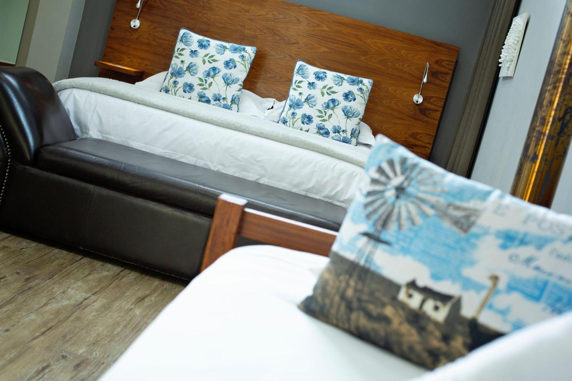 Crisp Guest Rooms Блоемфонтейн Екстериор снимка